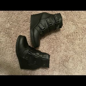 Khombu Women’s Boots